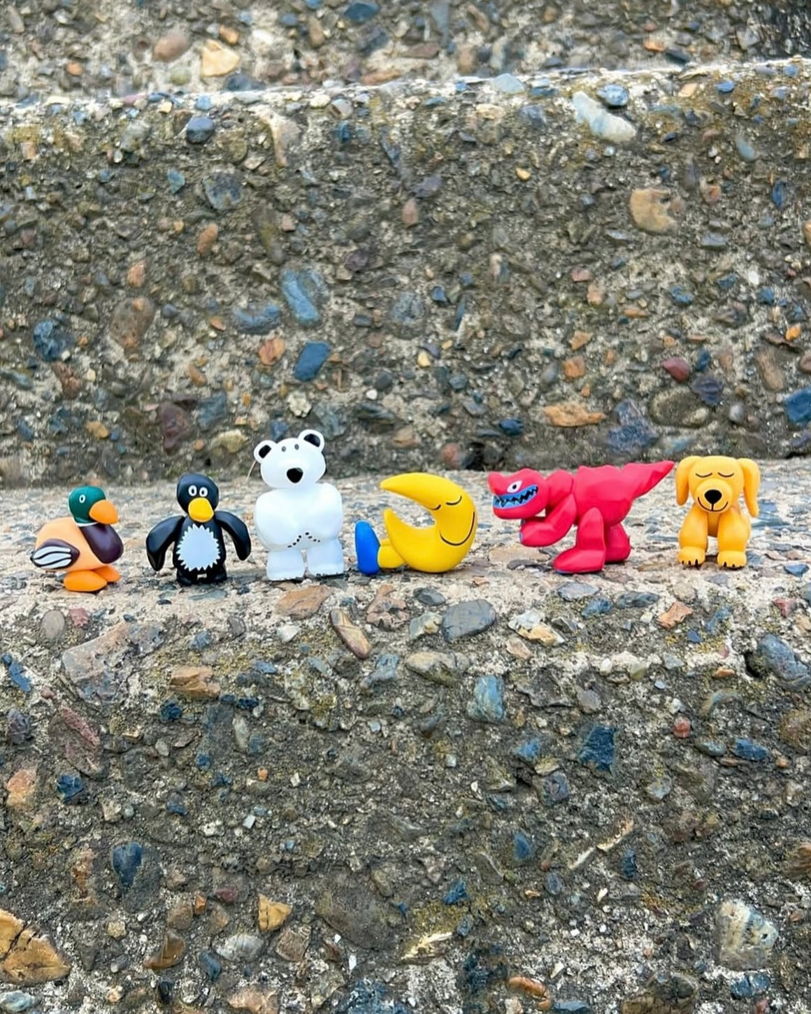 ART COLLECTION MASCOT FIGURE 2