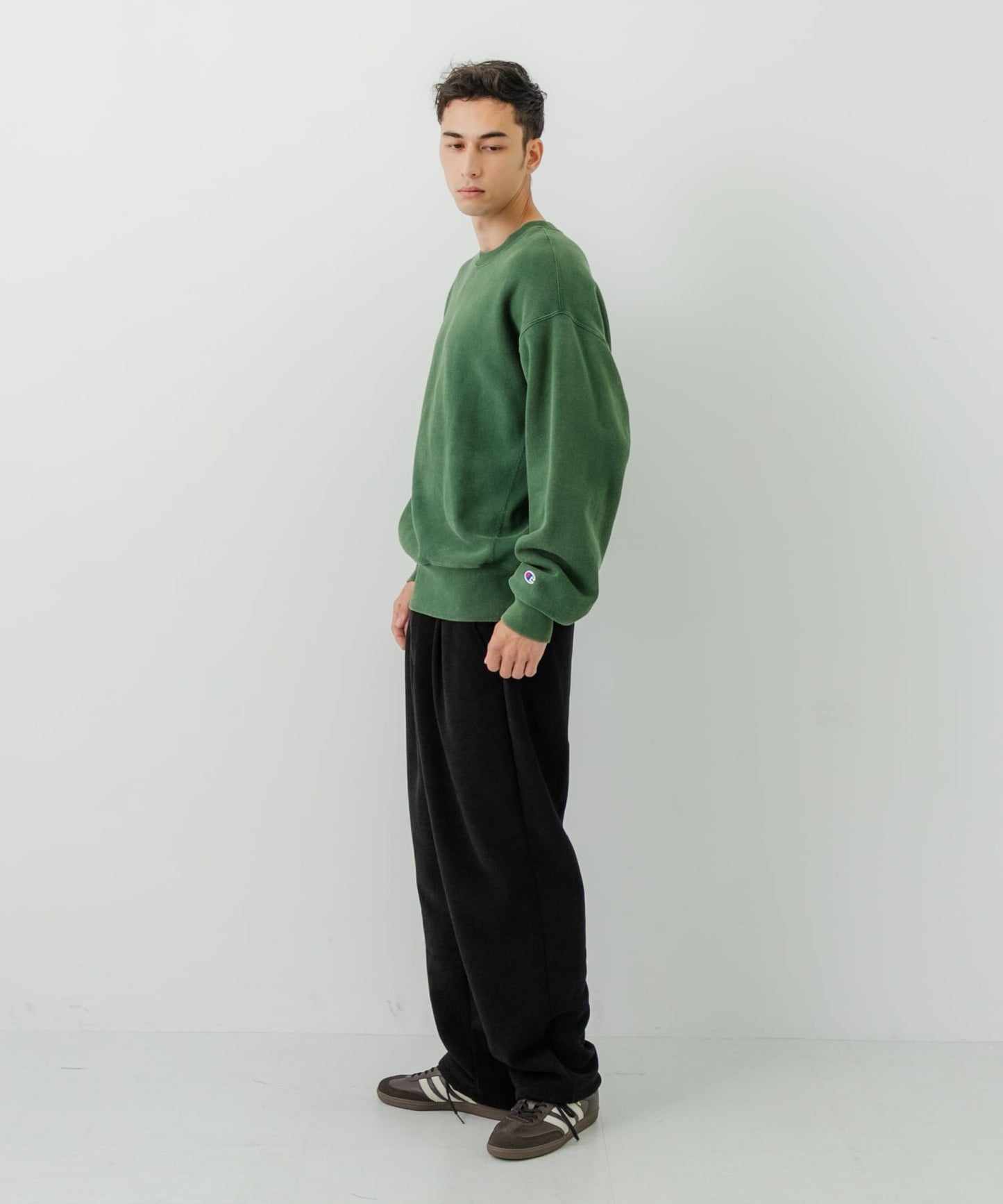 CHAMPION × UR SNOW POWDER WASH CREW-NECK