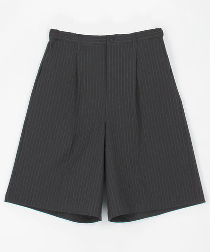 BAGGY SILHOUETTE SHORTS  西裝七分短褲