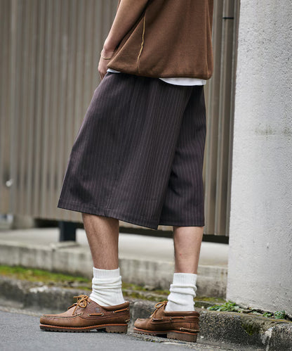 BAGGY SILHOUETTE SHORTS  西裝七分短褲
