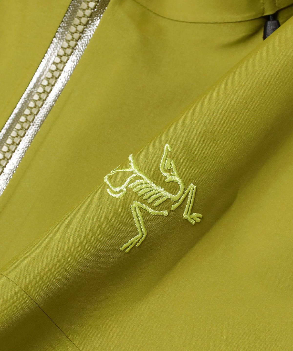 ARC’TERYX BETA SL JACKET