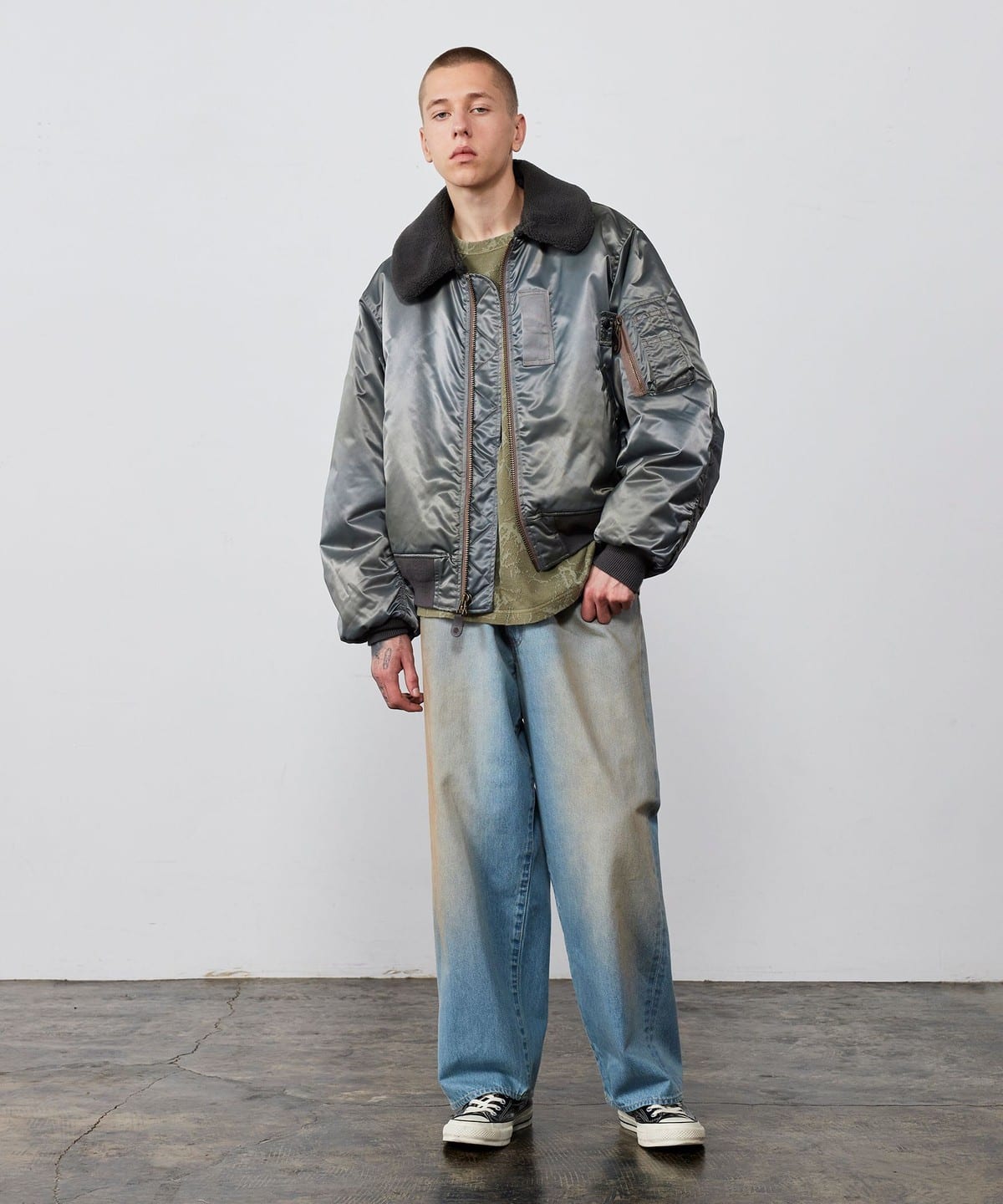 BEAMS WIDE STRAIGHT DENIM PANTS