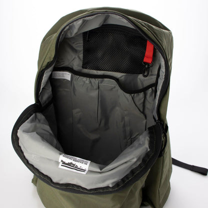 MT. RAINIER DESIGN - DELUXE BACKPACK