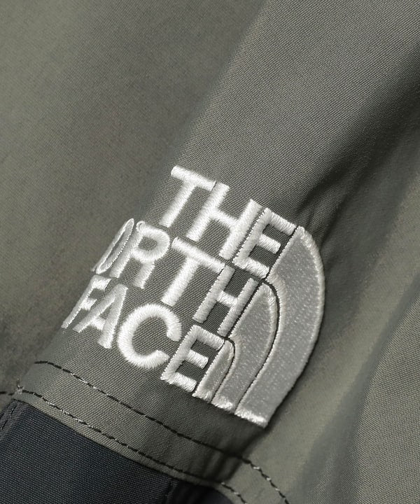 THE NORTH FACE MOUNTAIN LIGHT JACKET