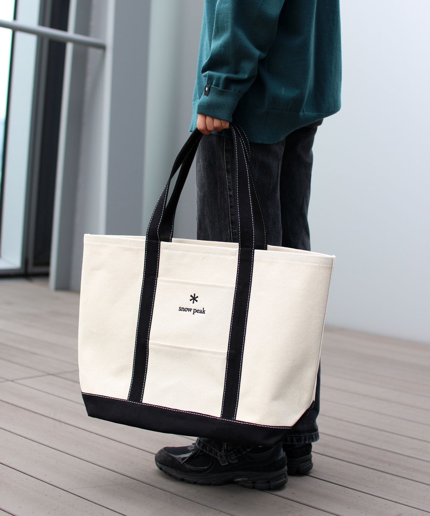 CANVAS TOTE BAG