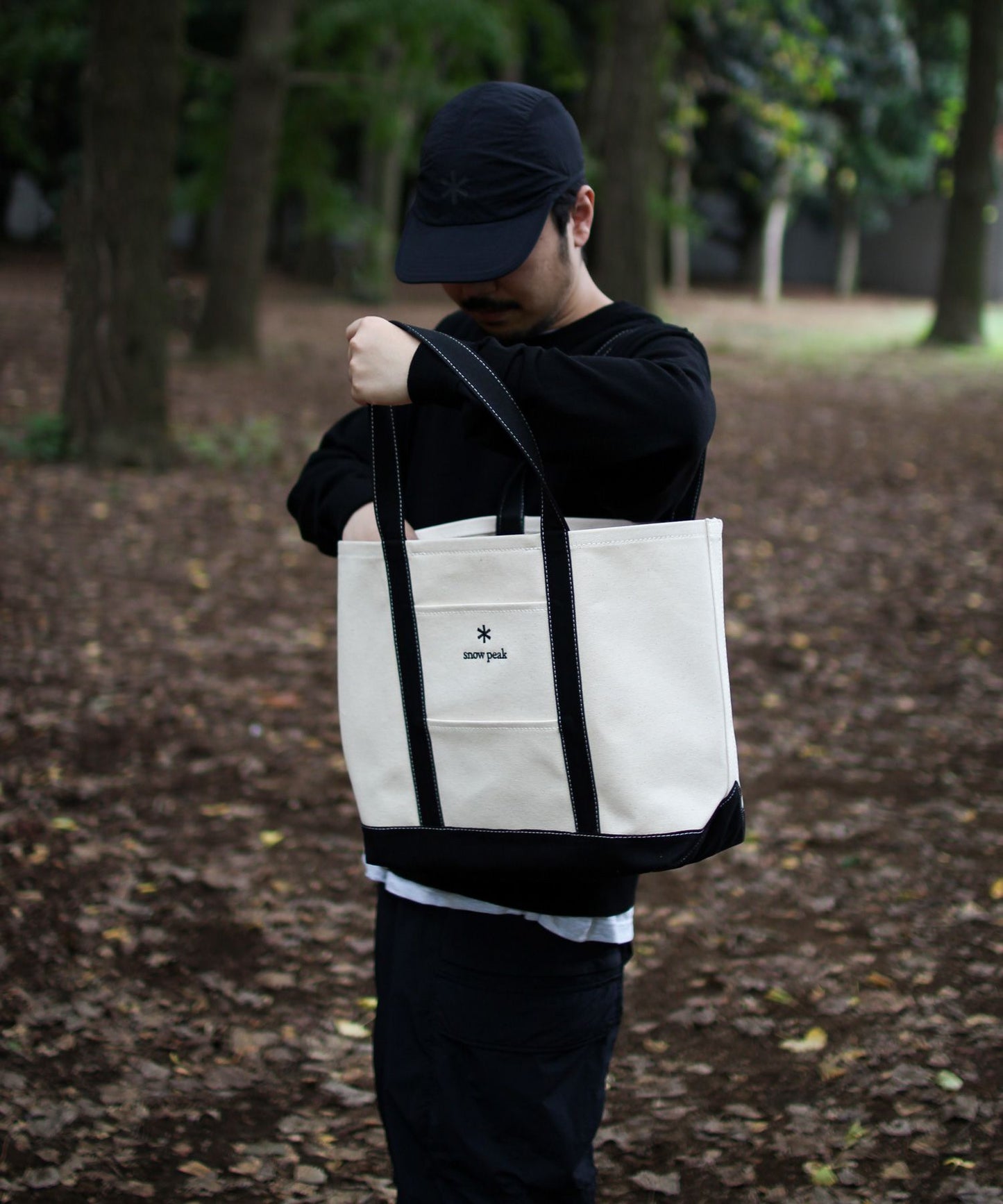 CANVAS TOTE BAG