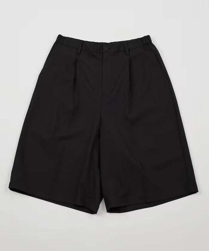 BAGGY SILHOUETTE SHORTS  西裝七分短褲